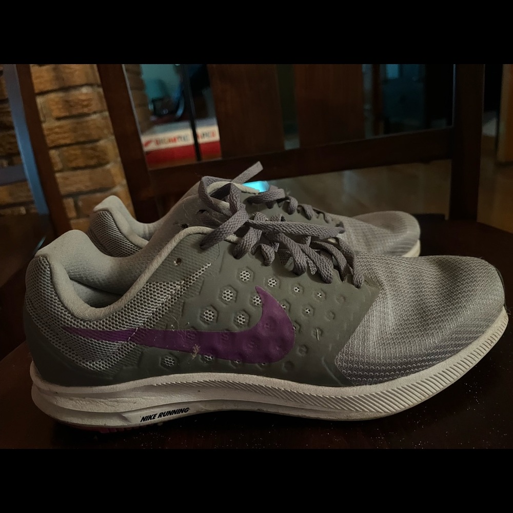 Nike trainers running jogging sneakers